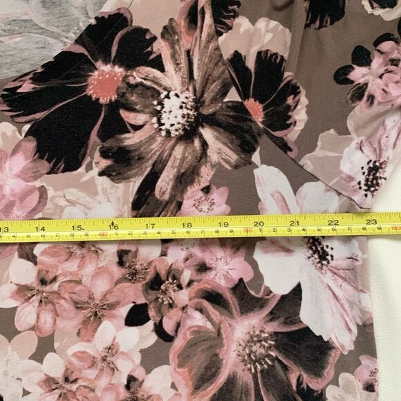 Tahari Flared Flowers Print 3/4 Sleeve Rayon Blend Top Tunic Size 1X - Picture 4 of 9